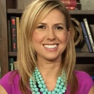 Meet your Posher, Jennifer